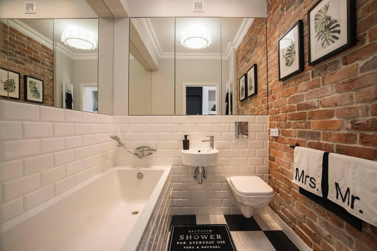 Modern Flat In The Centre - By Hik Apartments 바르샤바 외부 사진